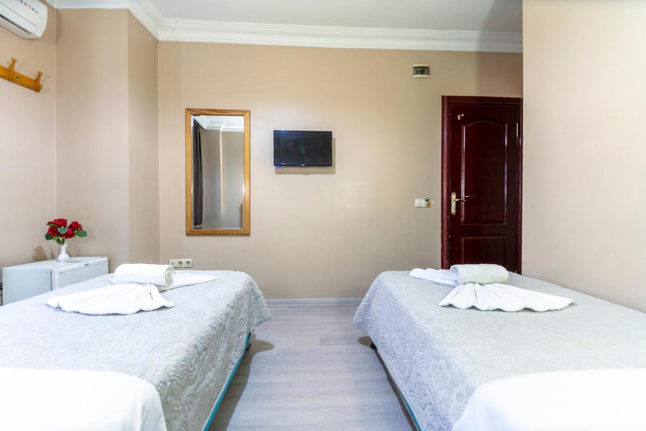 Otel Uemit 伊斯坦布尔 外观 照片